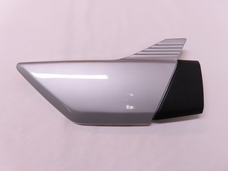 COVER, FRAME RH> Suzuki GSX400F 1981