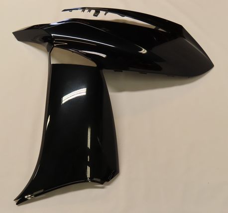 COWLING,FR,LH,M.BLACK J300 -18