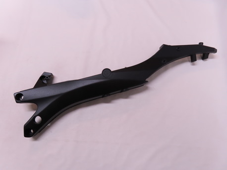 RAIL, SEAT RH (BLACK) GSXR 600 750