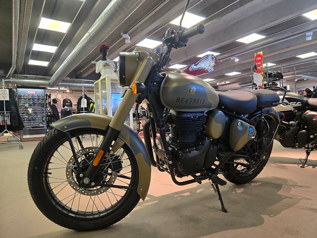 Royal Enfield CLASSIC 350 *NYA FÄRGEN I BUTIK*
